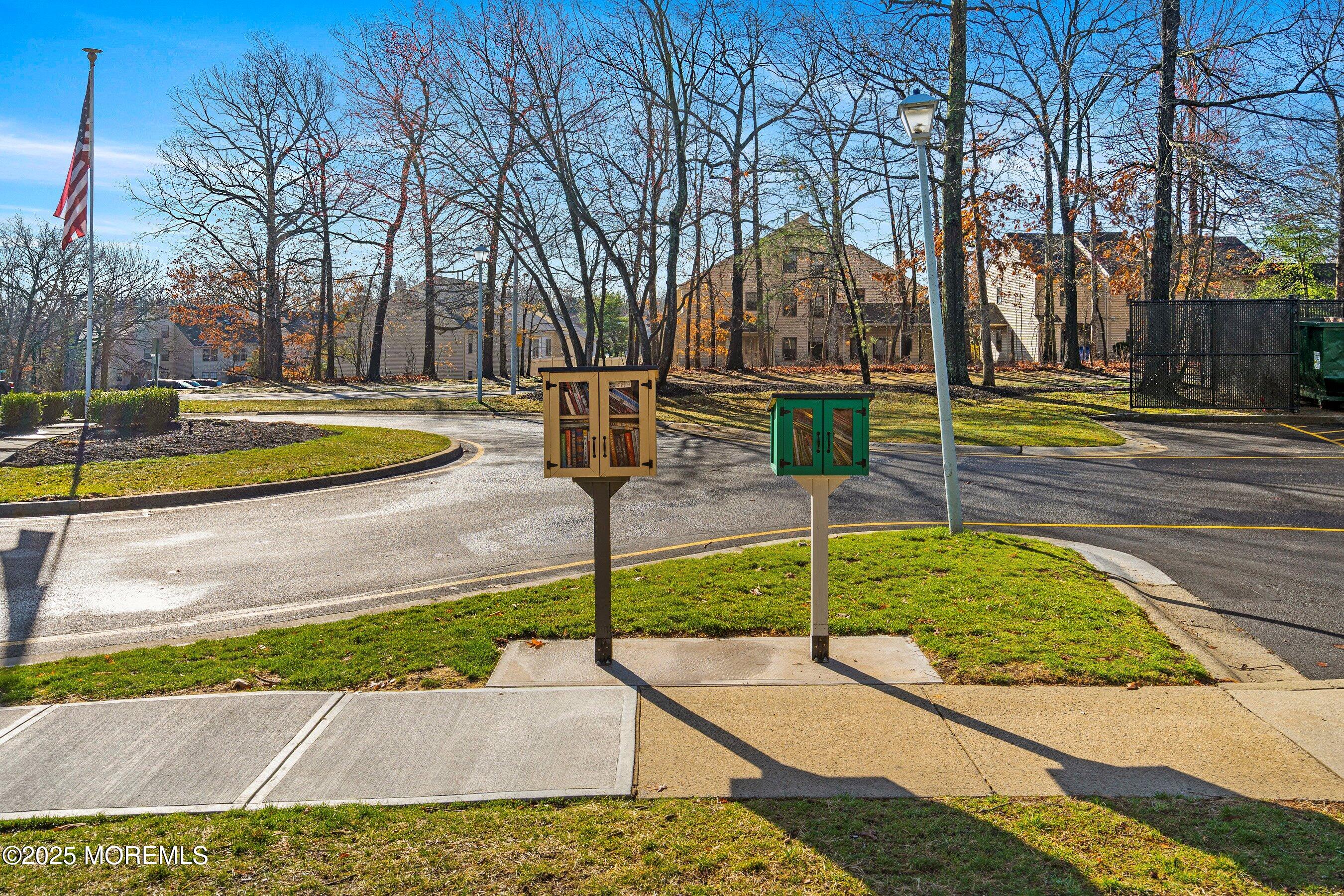 602 Violet Lane Jackson, NJ 08527 - Photo 22 of 28 22-Book Share