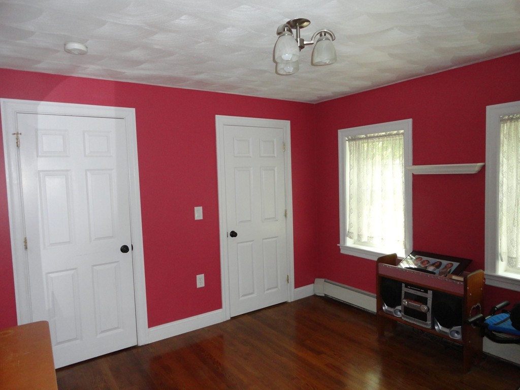 32 Old Meetinghouse Road Townsend, MA 01469 - Photo 18 of 25 Gallery Image 18