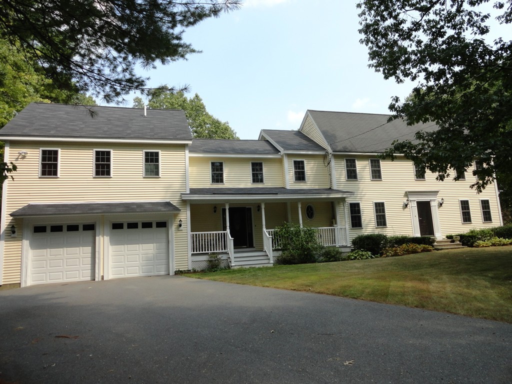 32 Old Meetinghouse Road Townsend, MA 01469 - Photo 2 of 25 Gallery Image 2