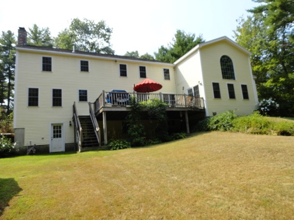 32 Old Meetinghouse Road Townsend, MA 01469 - Photo 3 of 25 Gallery Image 3