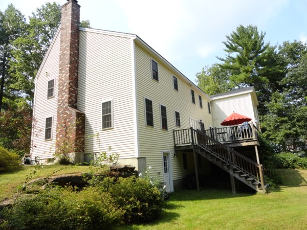 32 Old Meetinghouse Road Townsend, MA 01469 - Photo 4 of 25 Gallery Image 4