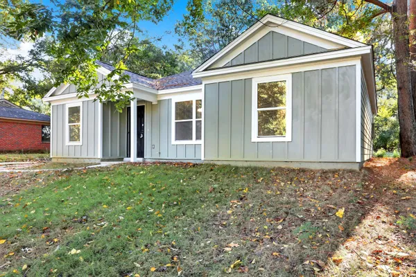 $1,700 | 4489 Beacon Hill Drive, Memphis, TN 38127