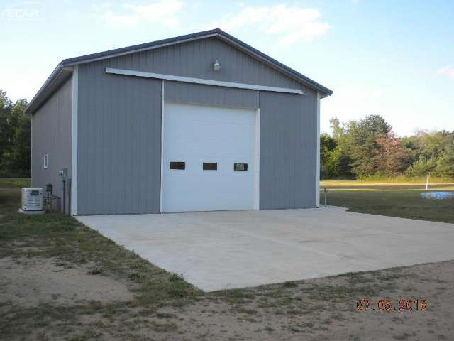 2181 Riley Road Caro, MI 48723 - Photo 16 of 21 21189635-15.JPG