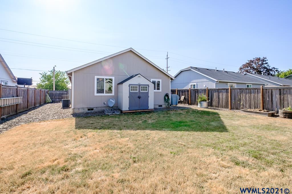 237 Clover Ridge Road Northeast Albany, OR 97322 - Photo 33 of 36