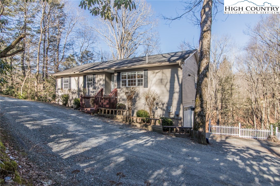 225 Firefly Lane Boone, NC 28607 - Photo 3 of 47 Gallery Image 3