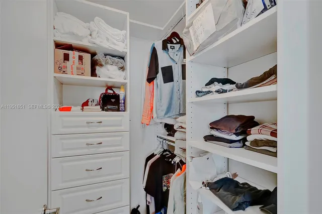 $6,900 | 2711 South Ocean Drive, Unit 2306, Hollywood, FL 33019