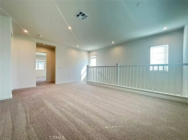 $3,500 | 16052 Montenegro Lane, Fontana, CA 92336