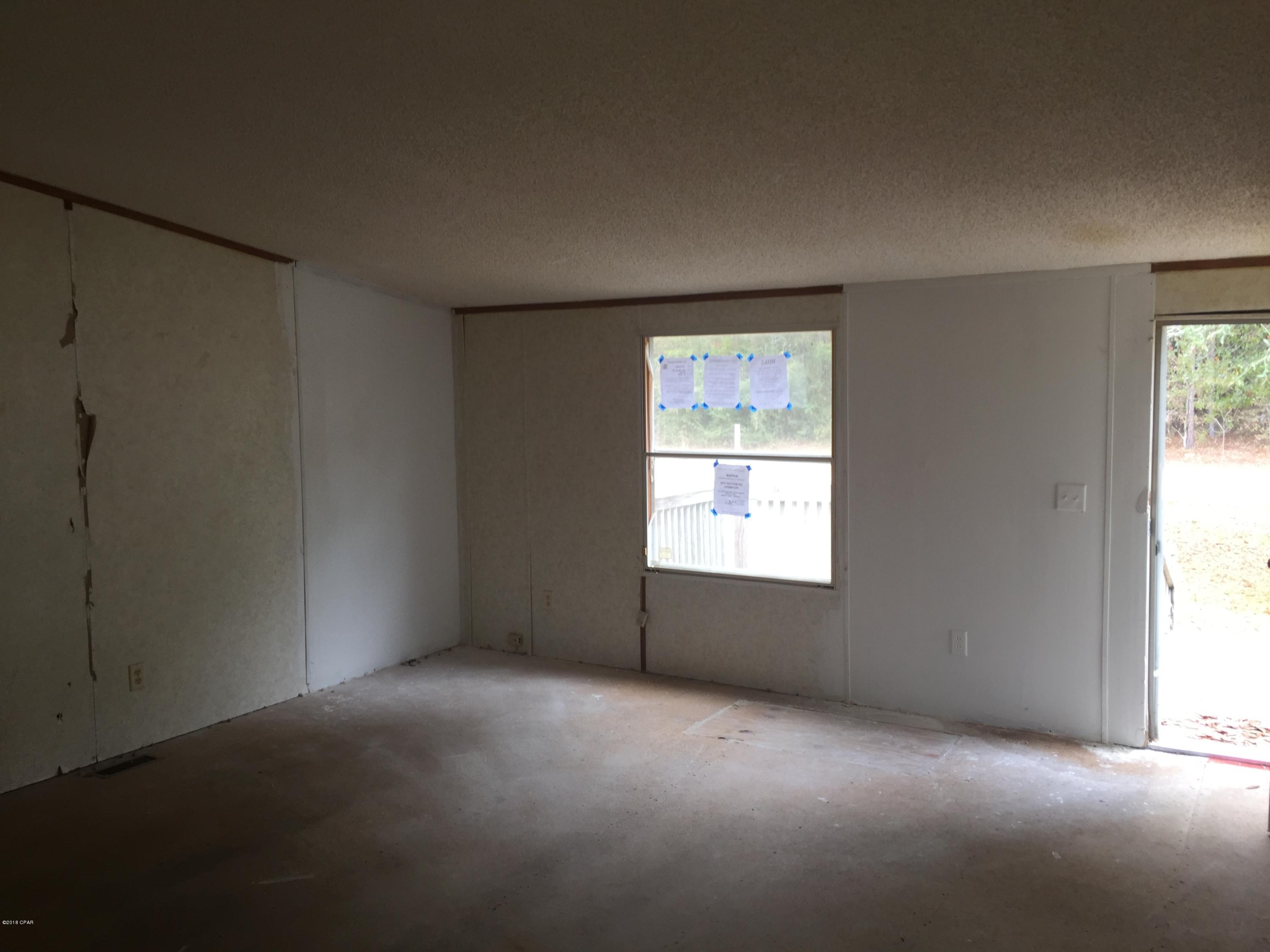12110 Pinecrest Road Fountain, FL 32438 - Photo 9 of 15 Gallery Image 9