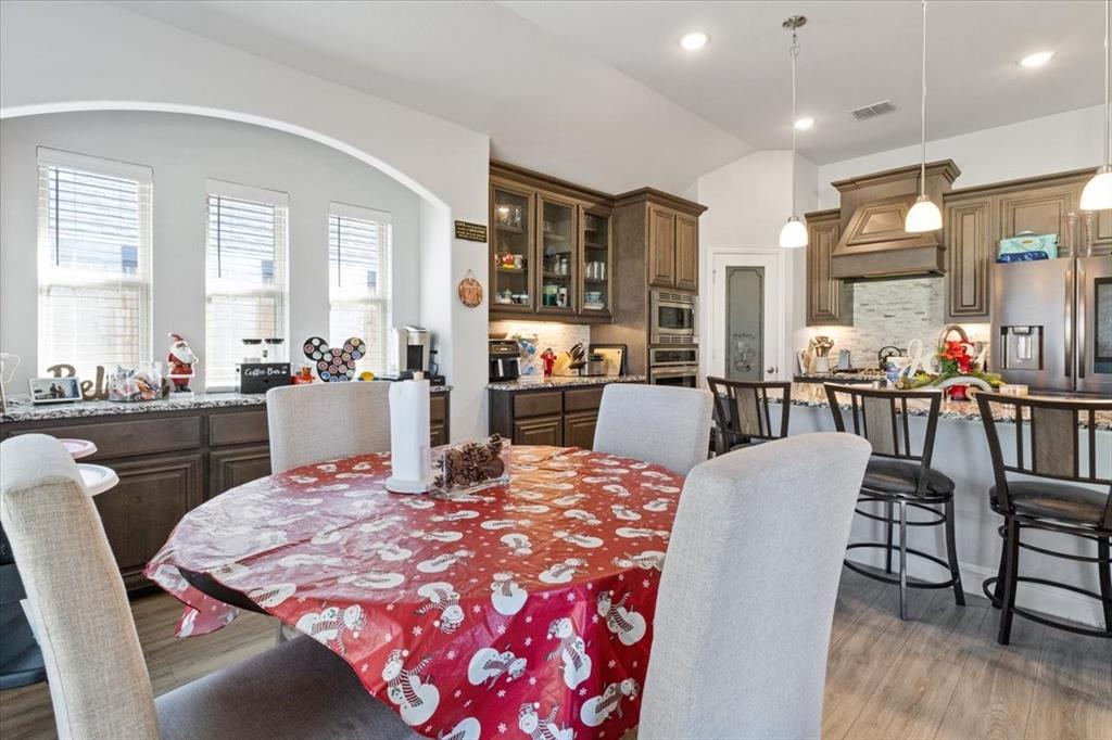4209 Misty Ridge Street Mesquite, TX 75181 - Photo 24 of 40 a view of a dining room with furniture