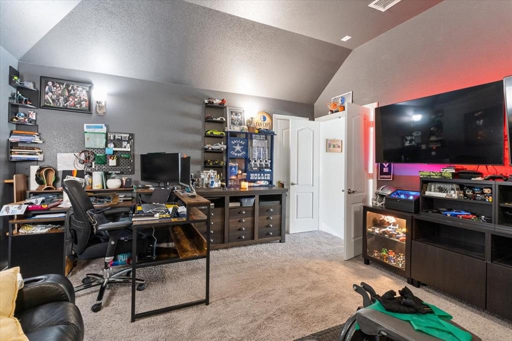 4209 Misty Ridge Street Mesquite, TX 75181 - Photo 33 of 40 a view of a workspace with furniture