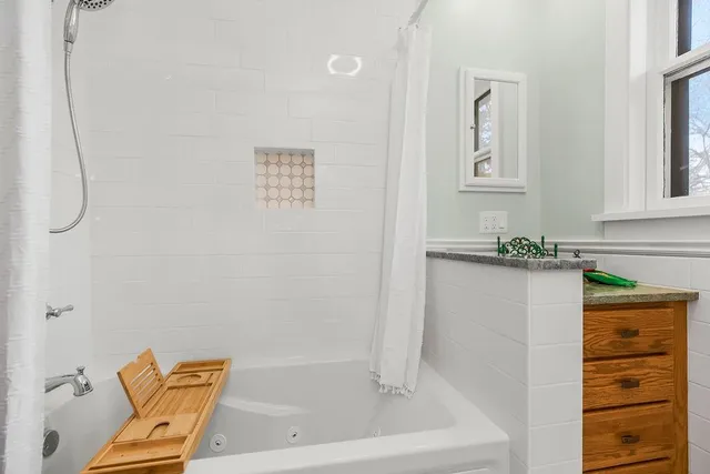 $650,000 | 1024 South Broadway Street, Leavenworth, KS 66048