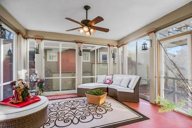 $650,000 | 1024 South Broadway Street, Leavenworth, KS 66048