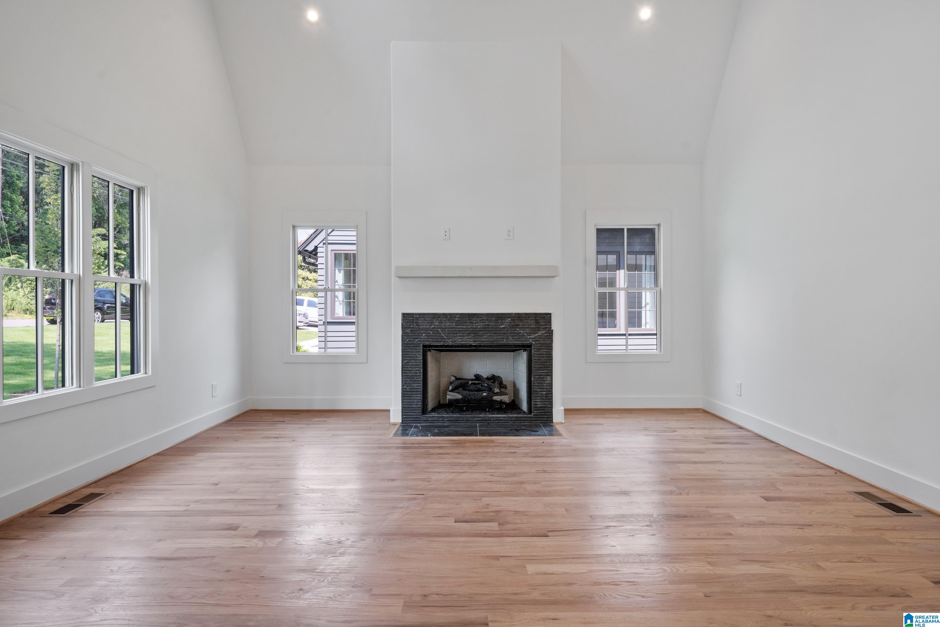 531 Oxmoor Road Birmingham, AL 35209 - Photo 8 of 47