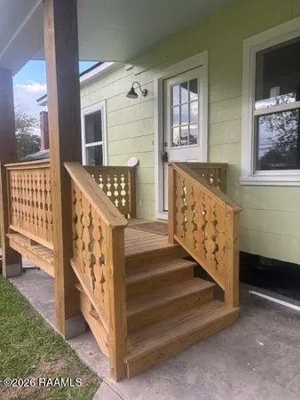 $1,500 | 117 South Poydras Street, Breaux Bridge, LA 70517