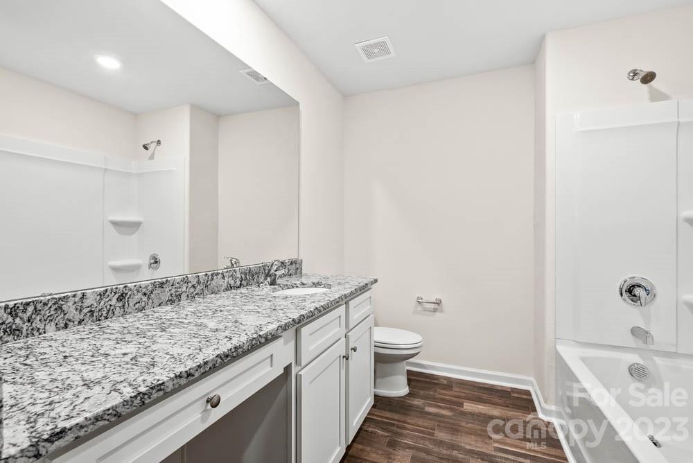 1748 Nia Road Charlotte, NC 28215 - Photo 17 of 18 Gallery Image 17