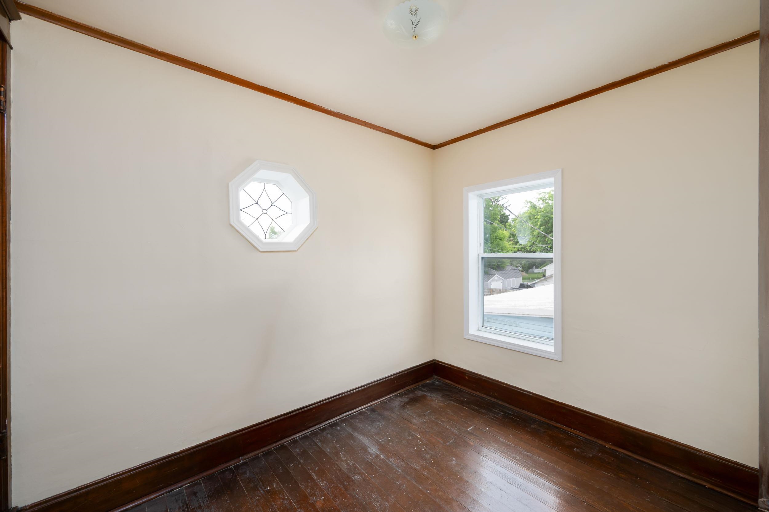 507 East 9th Street Auburn, IN 46706 - Photo 10 of 35