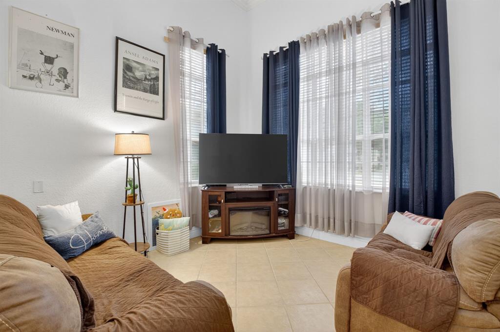 616 Northwest 25th Avenue, Unit 616 Boynton Beach, FL 33426 - Photo 6 of 41