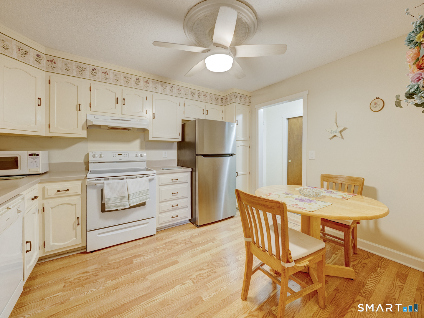 21 Hickory Hill Road, Unit 21 Southington, CT 06489 - Photo 14 of 39