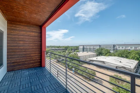 $225,000 | 4361 South Congress Avenue, Unit 527, Austin, TX 78745