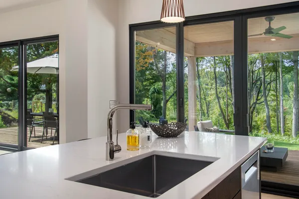 $1,575,000 | 2954 Peach Creek Court, Fennville, MI 49408