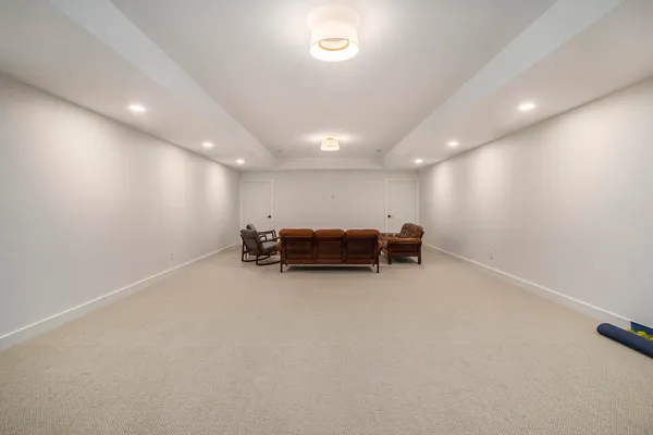 $1,575,000 | 2954 Peach Creek Court, Fennville, MI 49408