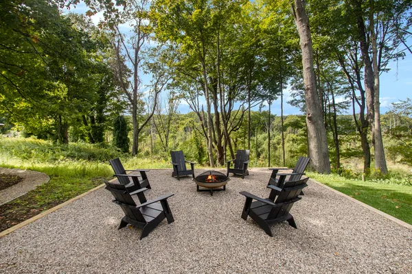 $1,575,000 | 2954 Peach Creek Court, Fennville, MI 49408