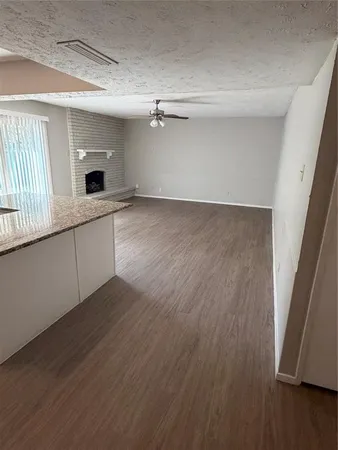 $2,150 | 829 Pinoak Drive, Grand Prairie, TX 75052
