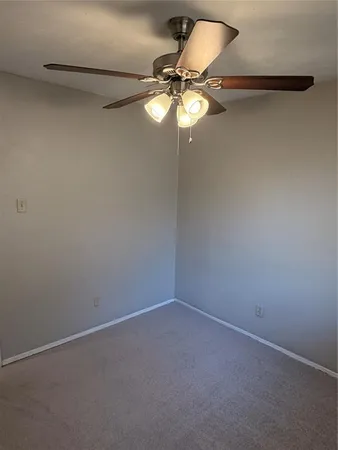 $2,150 | 829 Pinoak Drive, Grand Prairie, TX 75052