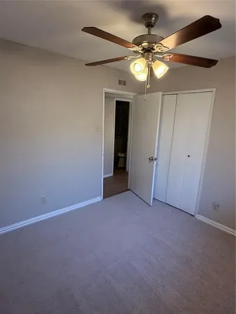 $2,150 | 829 Pinoak Drive, Grand Prairie, TX 75052