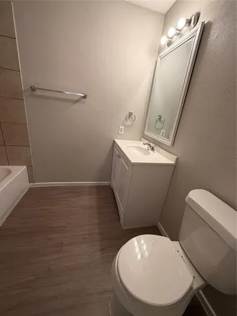 $2,150 | 829 Pinoak Drive, Grand Prairie, TX 75052