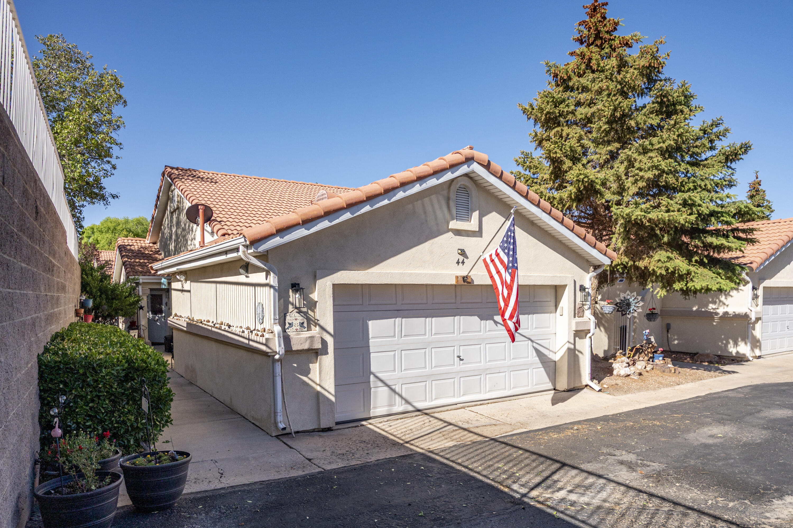 195 East Fiddlers Canyon Road, Unit 44 Cedar City, UT 84721 - Photo 2 of 42 195 E Fiddlers #44-11