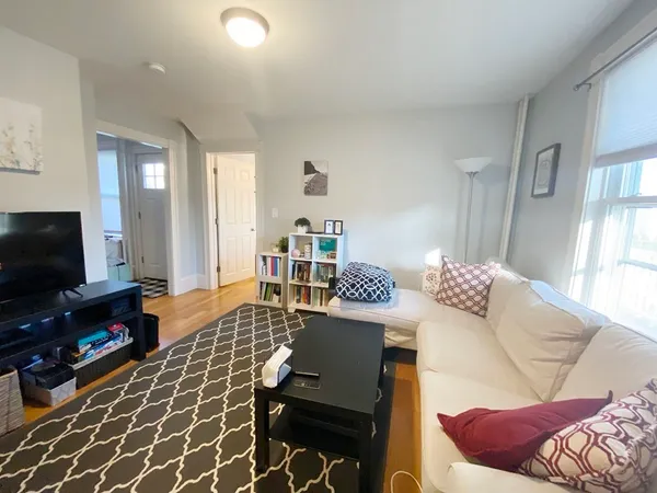 $2,350 | 63-65 Leyden Street, Unit 3, Boston, MA 02128