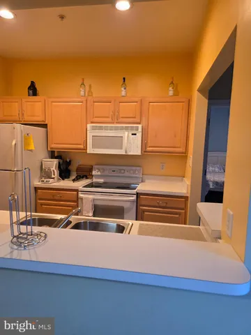 $1,800 | 100 Cascade Lane, Unit 108, Rehoboth Beach, DE 19971