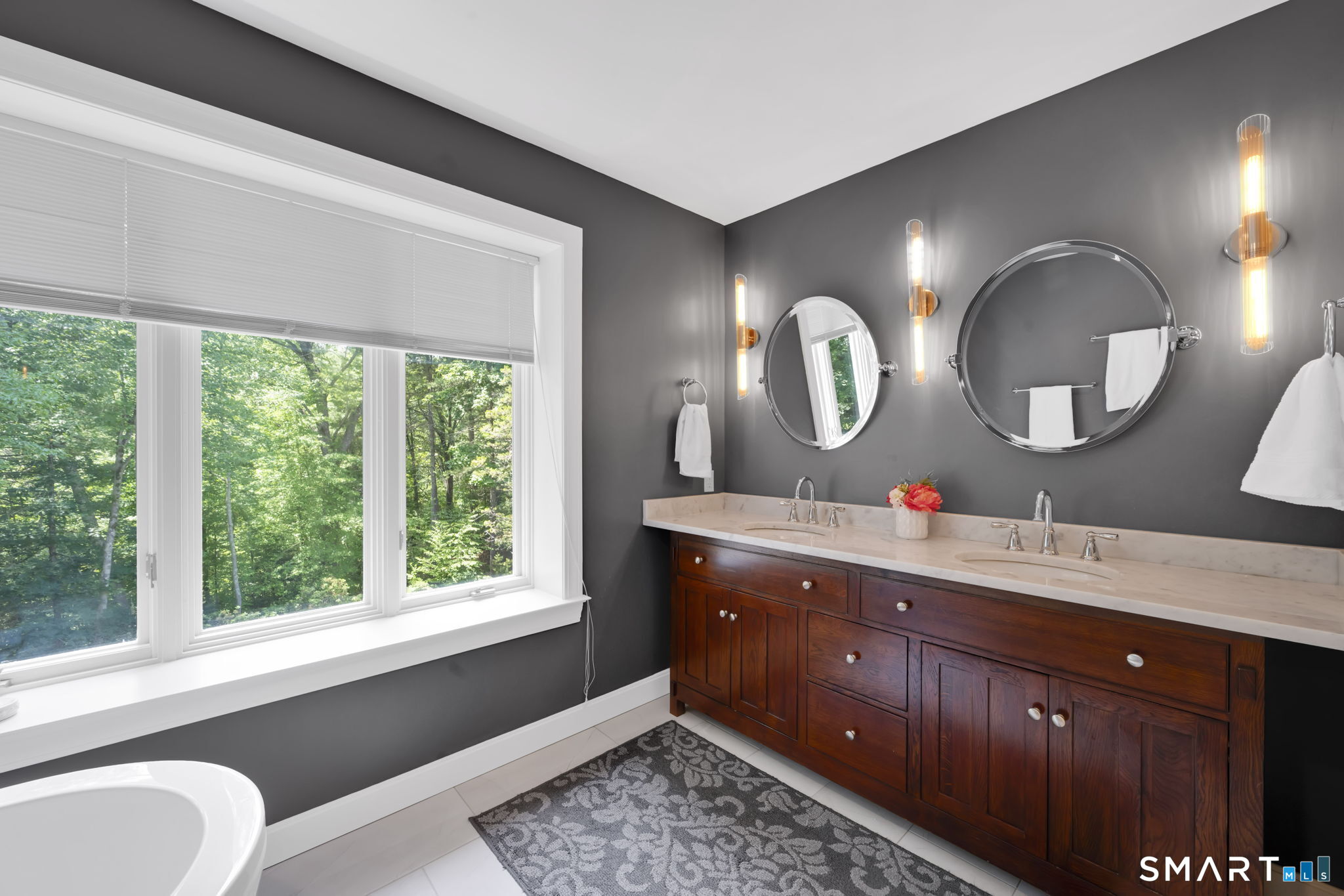 11 Whitman Pond Road Simsbury, CT 06070 - Photo 26 of 40