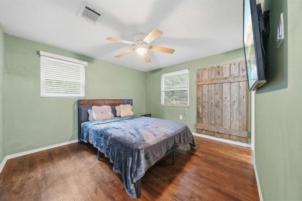 1598 Creek Road Lorena, TX 76655 - Photo 15 of 39