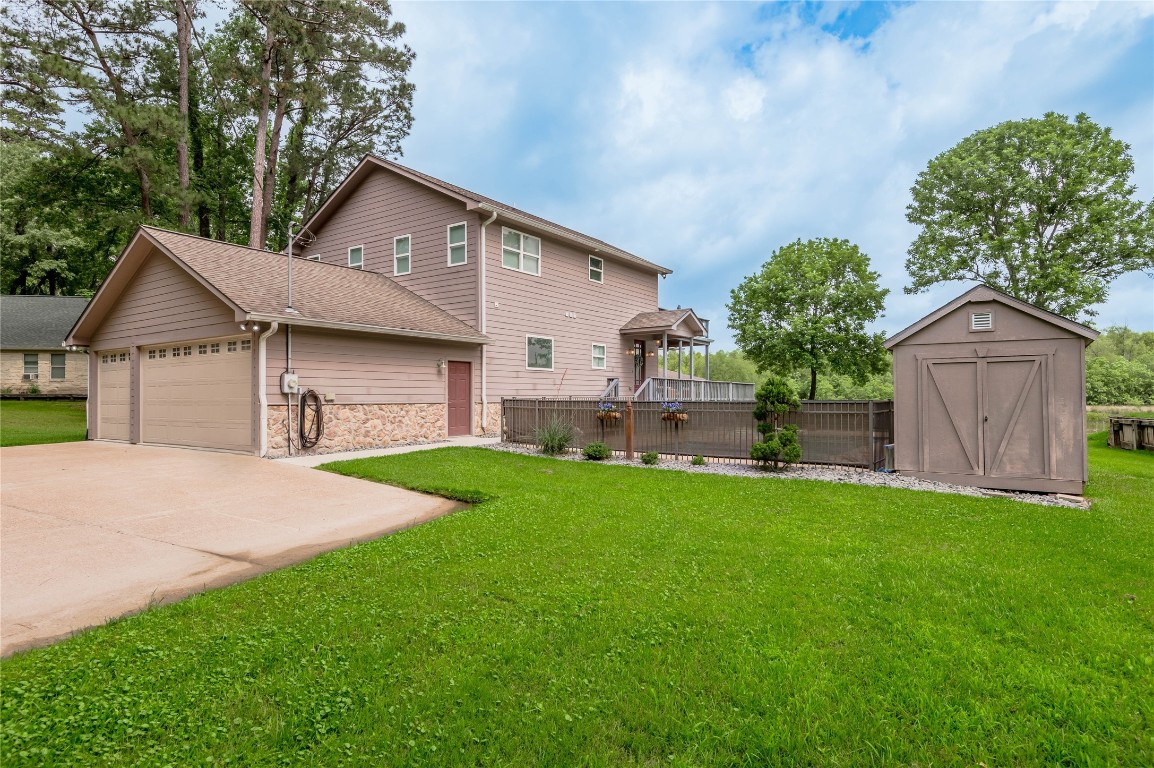 7 Lakeside Trinity, TX 75862 - Photo 2 of 37