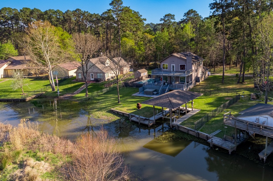 7 Lakeside Trinity, TX 75862 - Photo 3 of 37