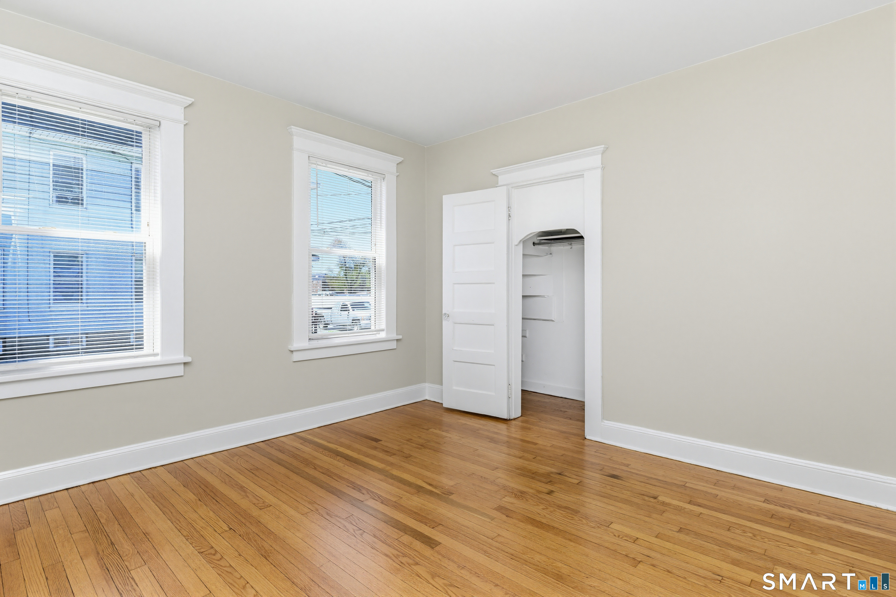 885 Grand Street Bridgeport, CT 06604 - Photo 11 of 40