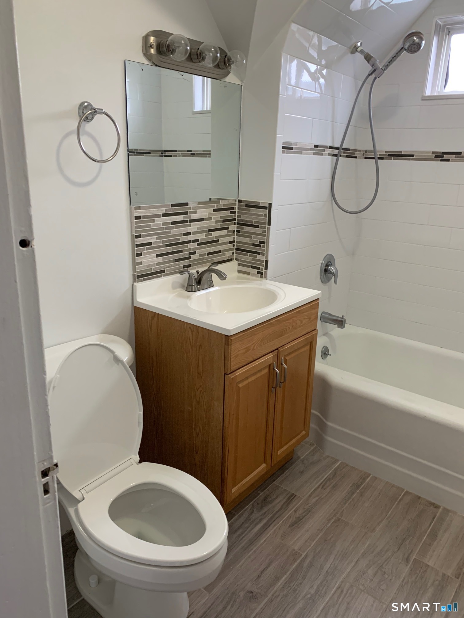 885 Grand Street Bridgeport, CT 06604 - Photo 32 of 40