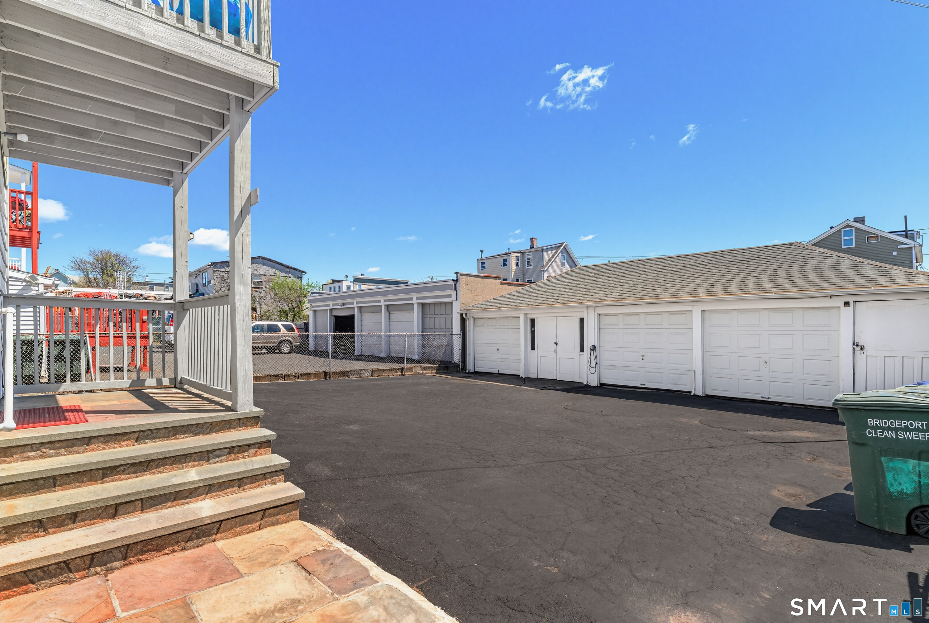 885 Grand Street Bridgeport, CT 06604 - Photo 7 of 40