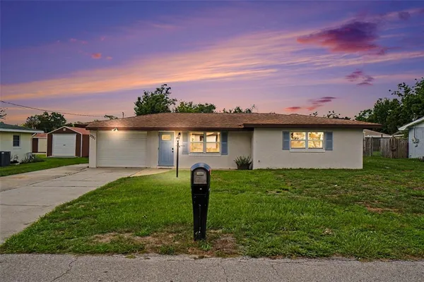 $224,900 | 3321 Dauphine Street, Sebring, FL 33872
