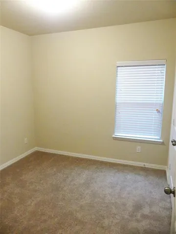 $1,975 | 309 Jennie Marie Circle, Ferris, TX 75125