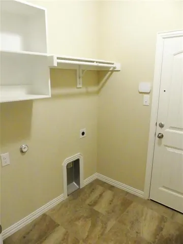 $1,975 | 309 Jennie Marie Circle, Ferris, TX 75125