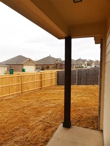 $1,975 | 309 Jennie Marie Circle, Ferris, TX 75125