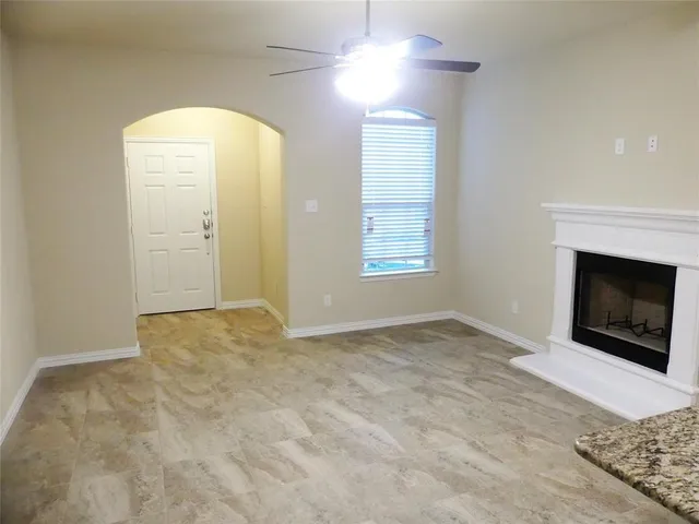 $1,975 | 309 Jennie Marie Circle, Ferris, TX 75125