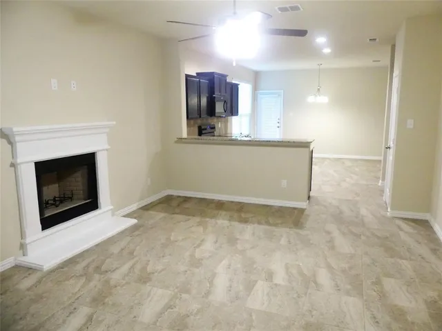 $1,975 | 309 Jennie Marie Circle, Ferris, TX 75125