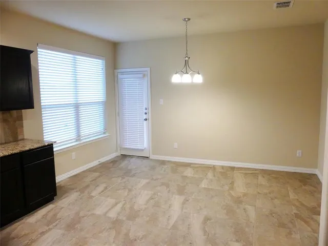 $1,975 | 309 Jennie Marie Circle, Ferris, TX 75125