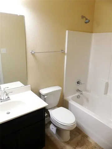 $1,975 | 309 Jennie Marie Circle, Ferris, TX 75125