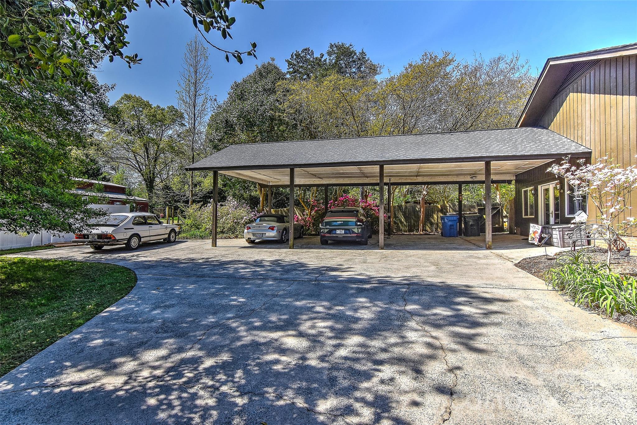 3329 Rusty Court Charlotte, NC 28227 - Photo 3 of 40