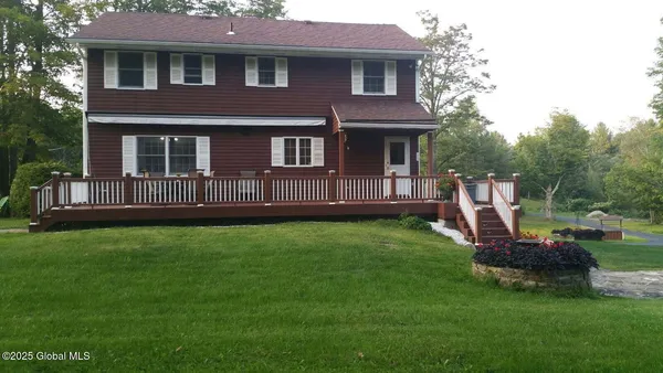 $895,000 | 155 Andrews Road, Carlisle, NY 12160